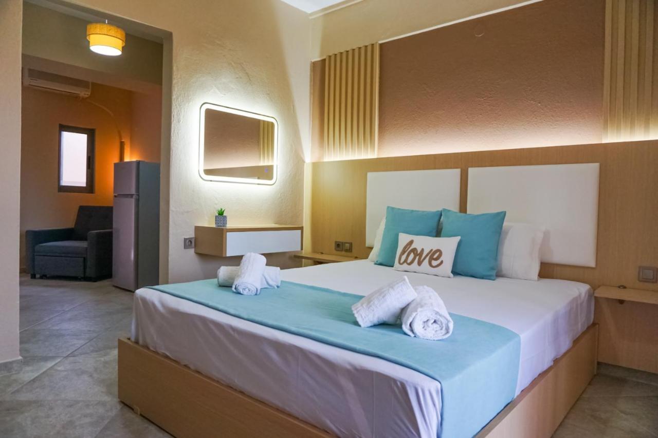 House Michalis Aparthotel Сарти Екстериор снимка