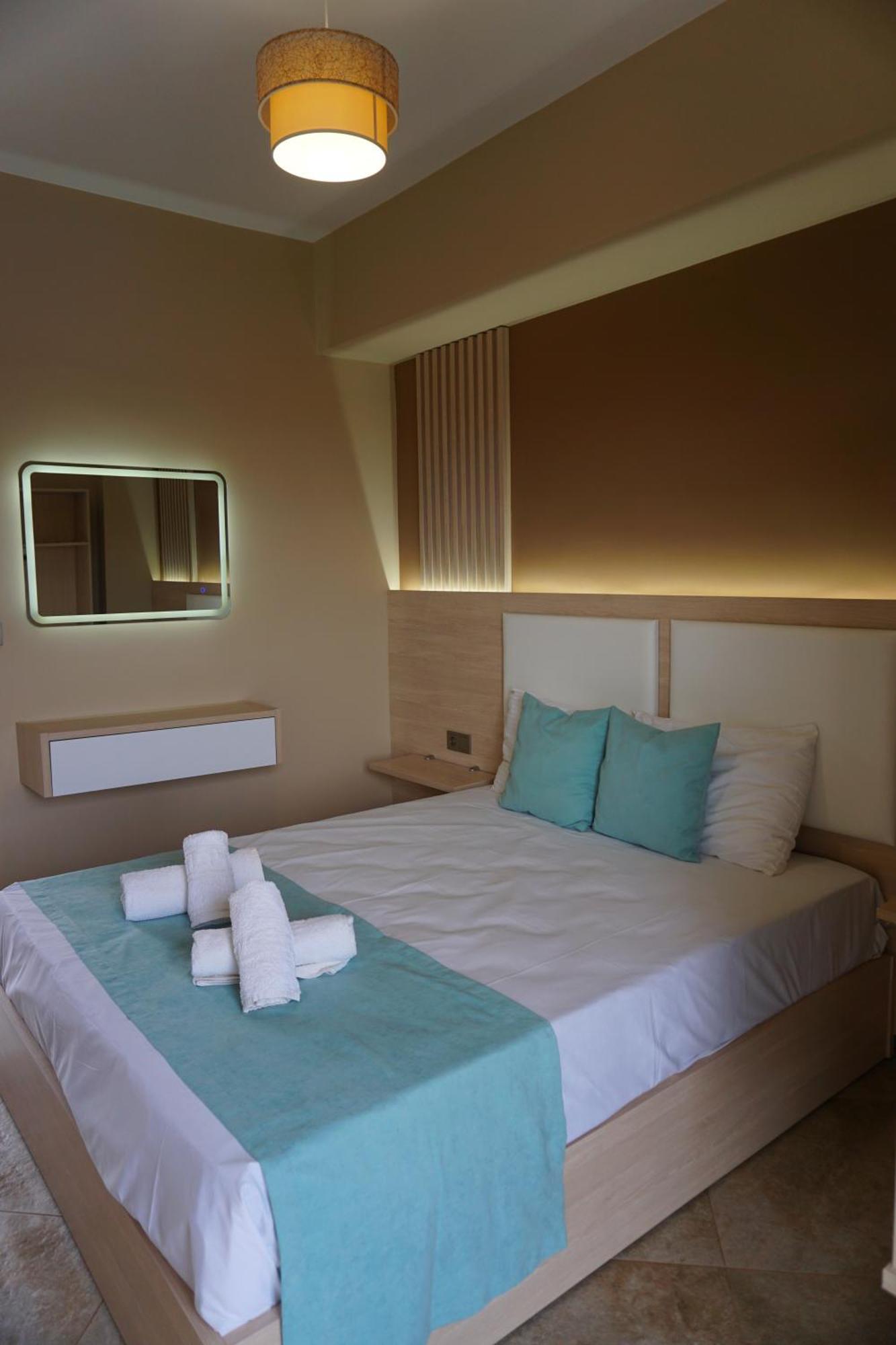 House Michalis Aparthotel Сарти Екстериор снимка