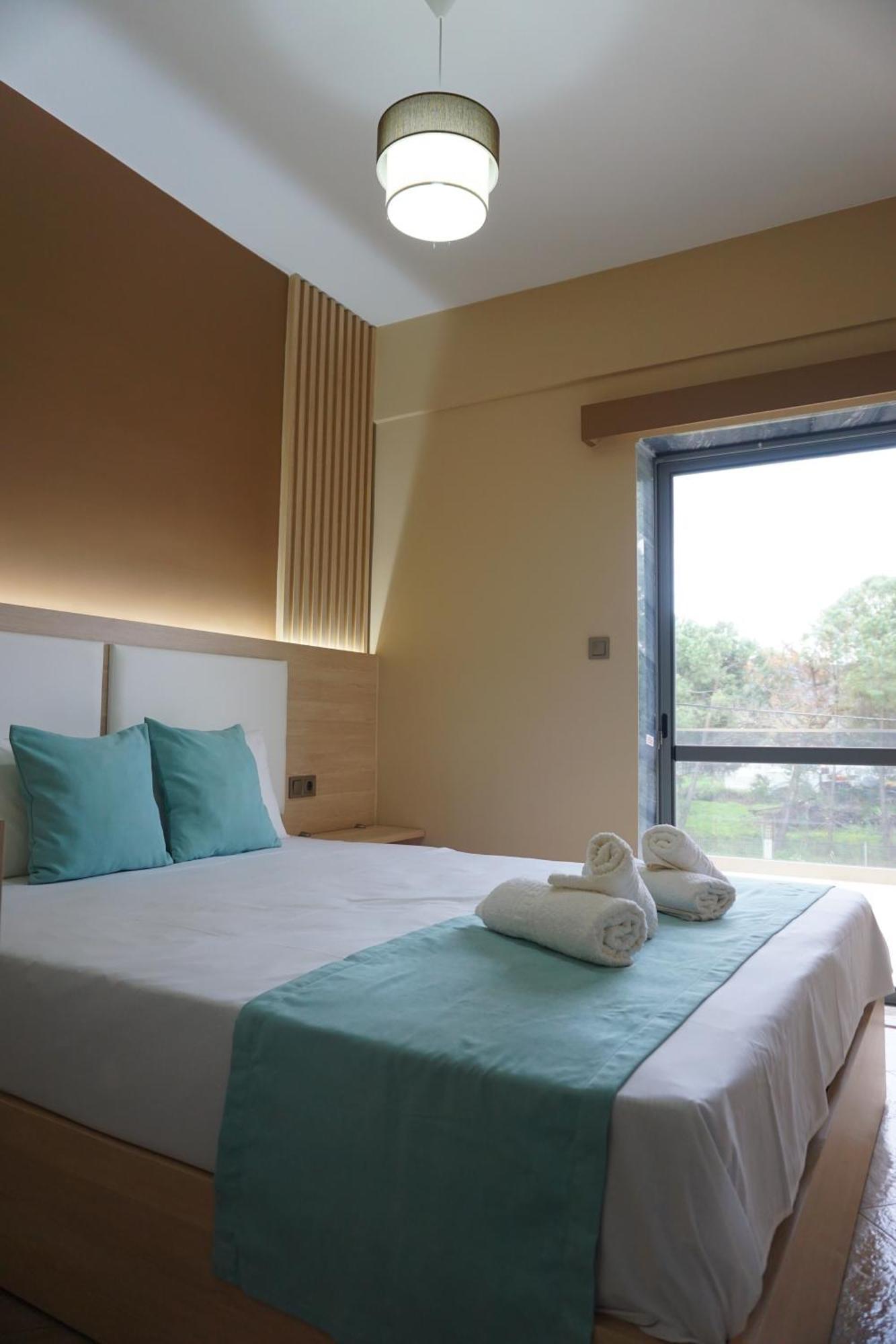House Michalis Aparthotel Сарти Екстериор снимка