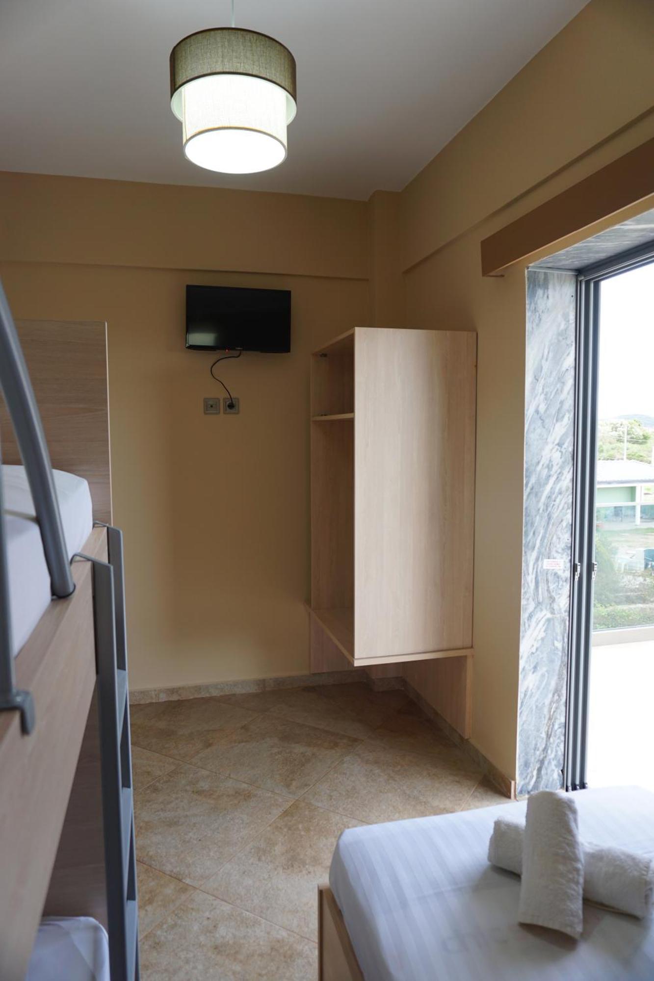 House Michalis Aparthotel Сарти Екстериор снимка
